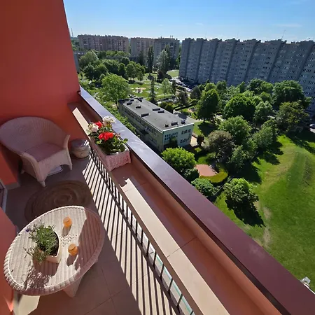 Sloneczne Mieszkanie Wsrod Zieleni *