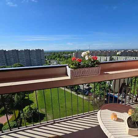 Апартаменты Sloneczne Mieszkanie Wsrod Zieleni *